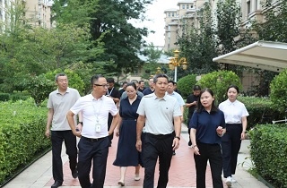 浙江省民政廳黨組書記、廳長陳斌等領導一行蒞臨燕達養護中心參觀調研